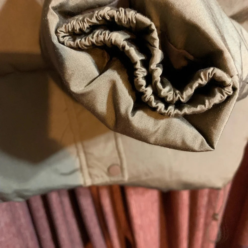 Good American Sherpa Mix Cocoon Puffer Jacket - Picture 8 of 9